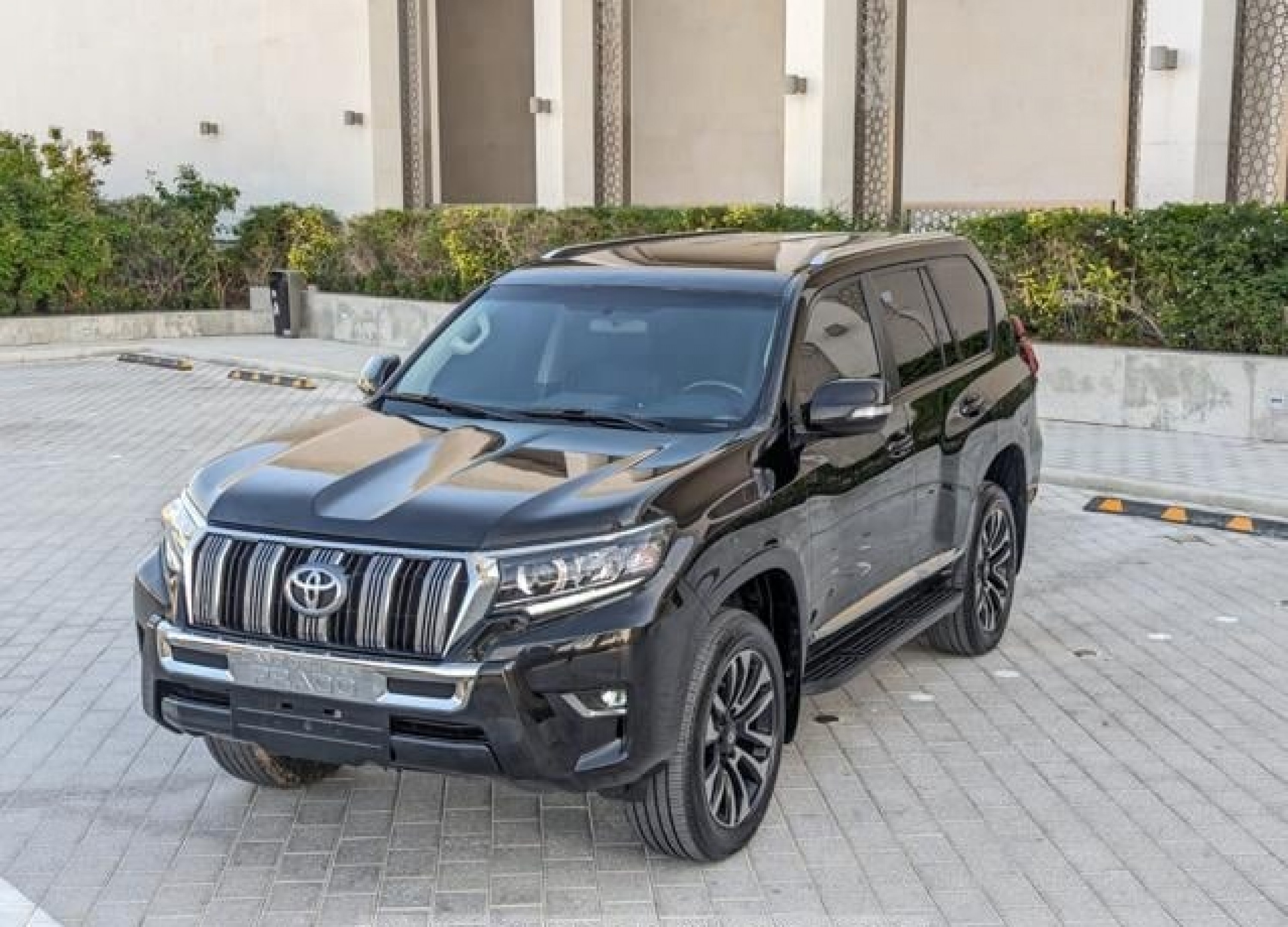 Main Image